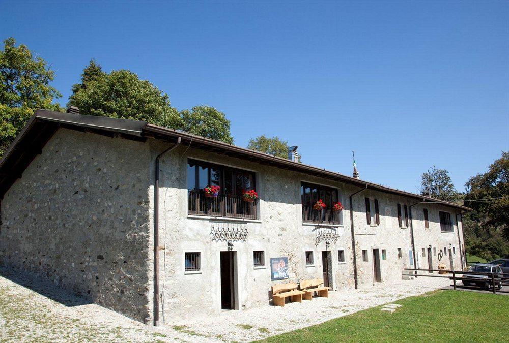 A Pousada Rifugio Alpetto Di Torno Sormano Exterior foto
